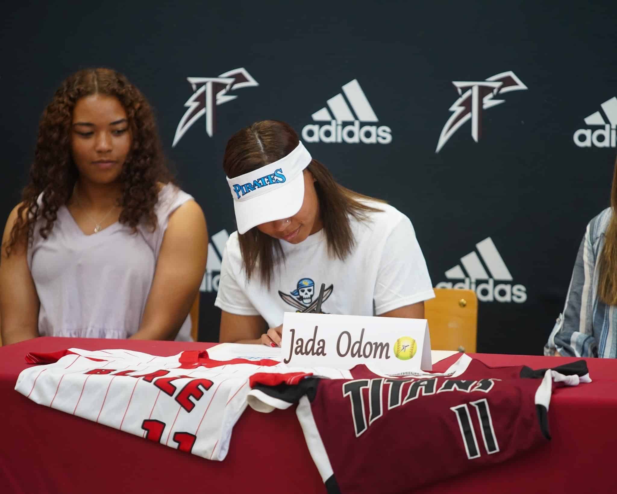 Jada Odom Signs with Chattahoochee Valley Community College